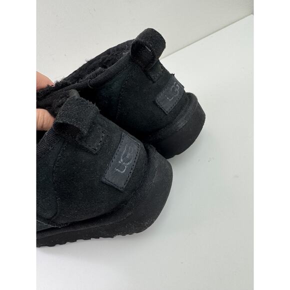UGG Classic Ultra Mini Women's Bootie 6 Black Suede Slip-On Ankle Boot 1116109 - Picture 5 of 8